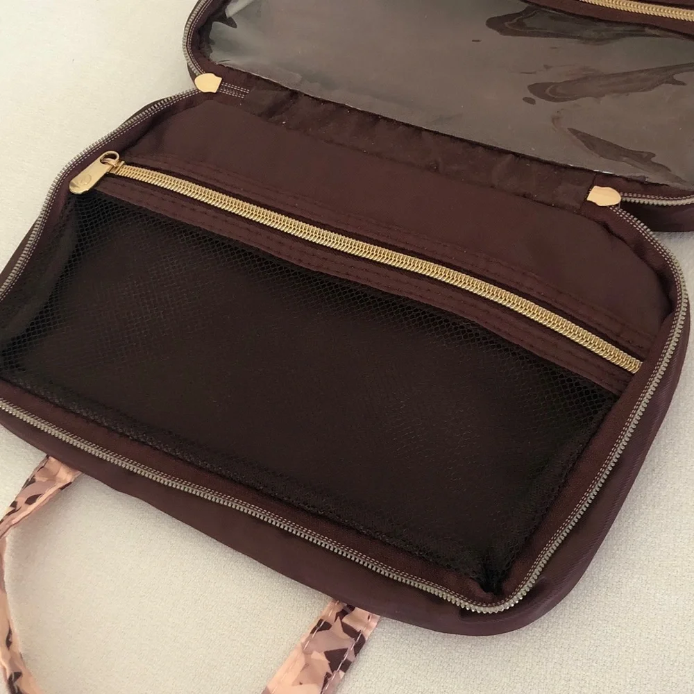 Adrienne Vittadini Cosmetic Bag